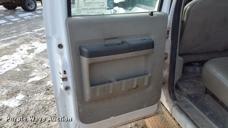 image for item DA5829 2008 Ford F450 Super Duty Crew Cab flatbed truck