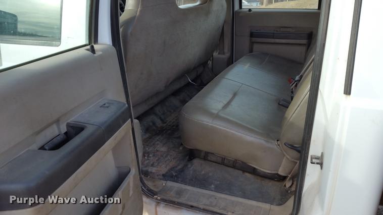 image for item DA5829 2008 Ford F450 Super Duty Crew Cab flatbed truck
