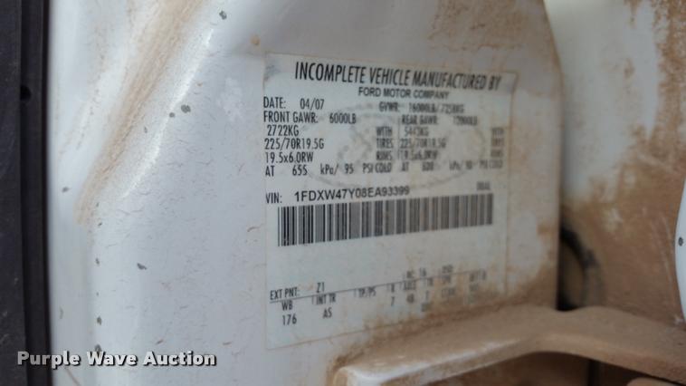 image for item DA5829 2008 Ford F450 Super Duty Crew Cab flatbed truck