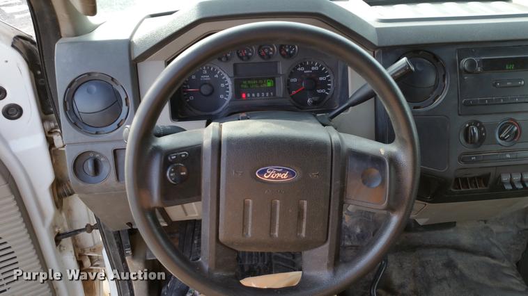 image for item DA5829 2008 Ford F450 Super Duty Crew Cab flatbed truck