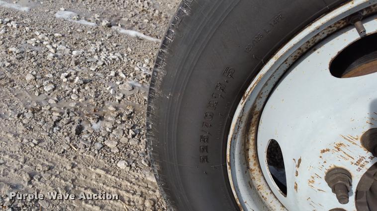 image for item DA5830 2008 Ford F550 Crew Cab dump truck