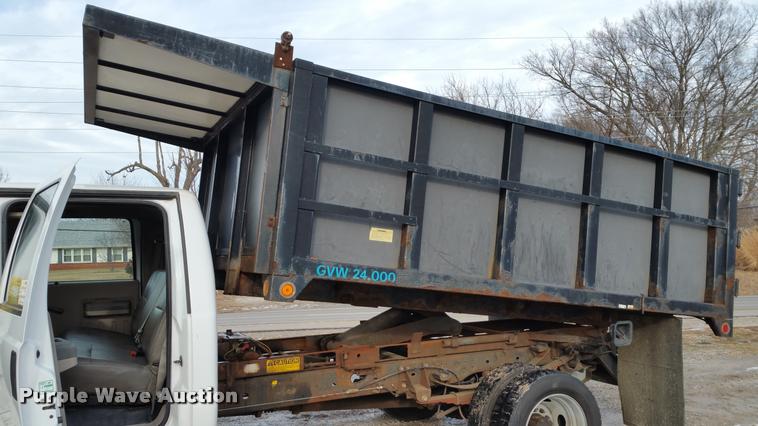 image for item DA5830 2008 Ford F550 Crew Cab dump truck