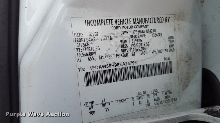 image for item DA5830 2008 Ford F550 Crew Cab dump truck