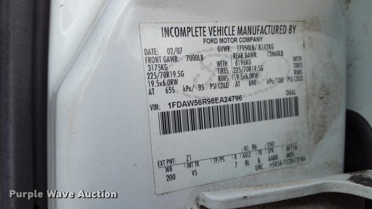 image for item DA5830 2008 Ford F550 Crew Cab dump truck