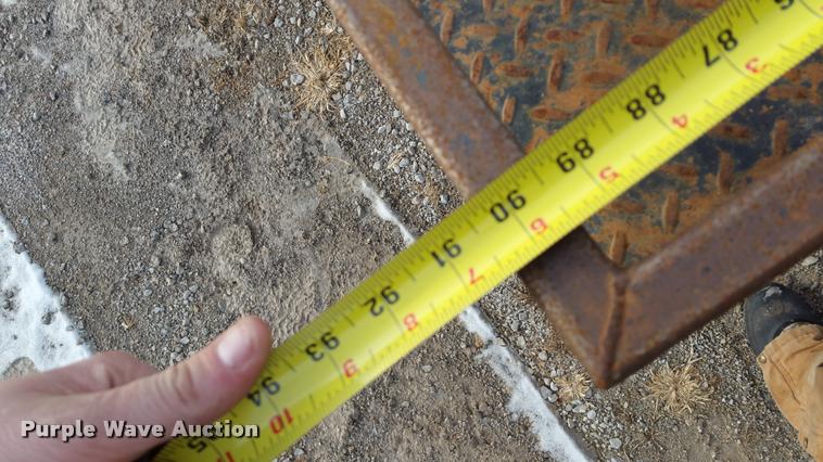 image for item DA5830 2008 Ford F550 Crew Cab dump truck