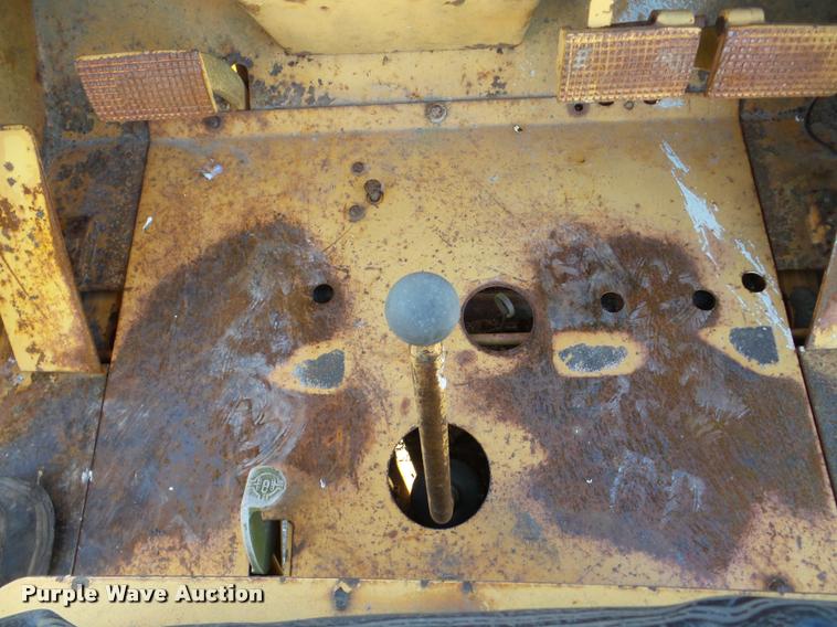 image for item DB5417 1997 Case 585E rough terrain forklift