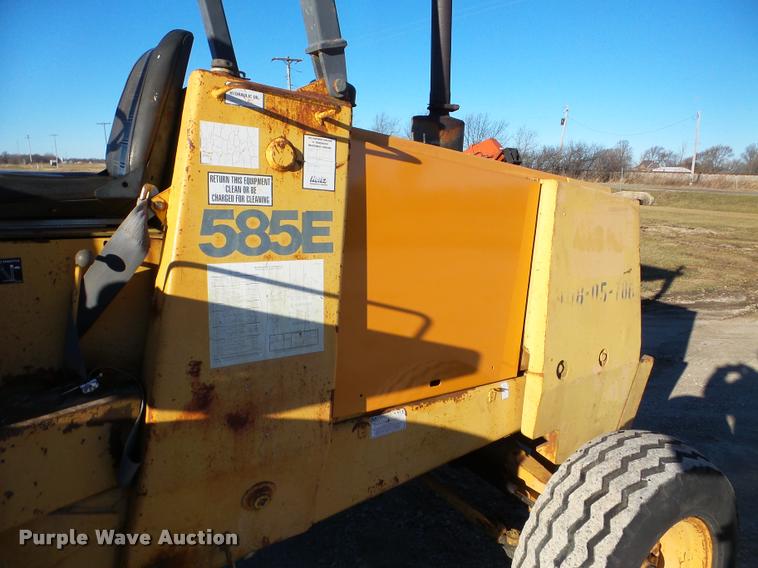 image for item DB5417 1997 Case 585E rough terrain forklift