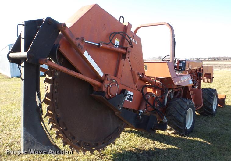 image for item DB5420 1988 Ditch Witch 6510 rock saw