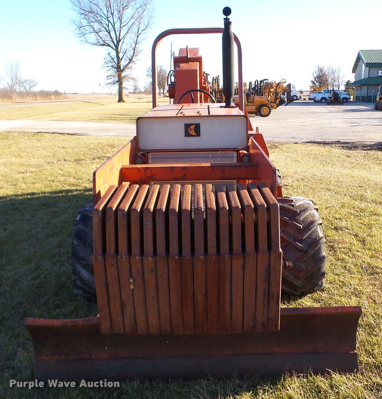 image for item DB5420 1988 Ditch Witch 6510 rock saw
