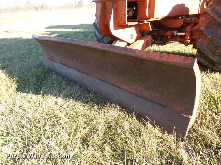 image for item DB5420 1988 Ditch Witch 6510 rock saw