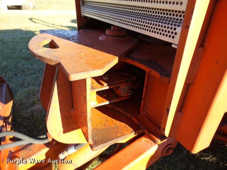 image for item DB5420 1988 Ditch Witch 6510 rock saw