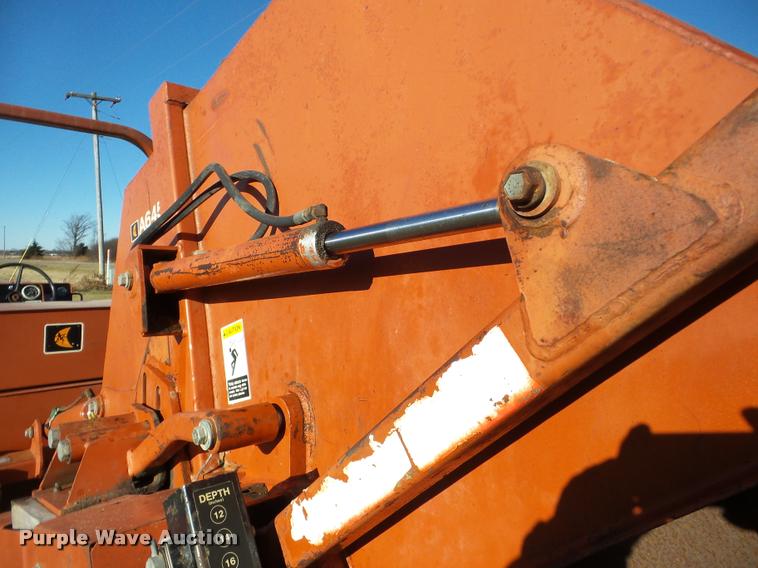 image for item DB5420 1988 Ditch Witch 6510 rock saw