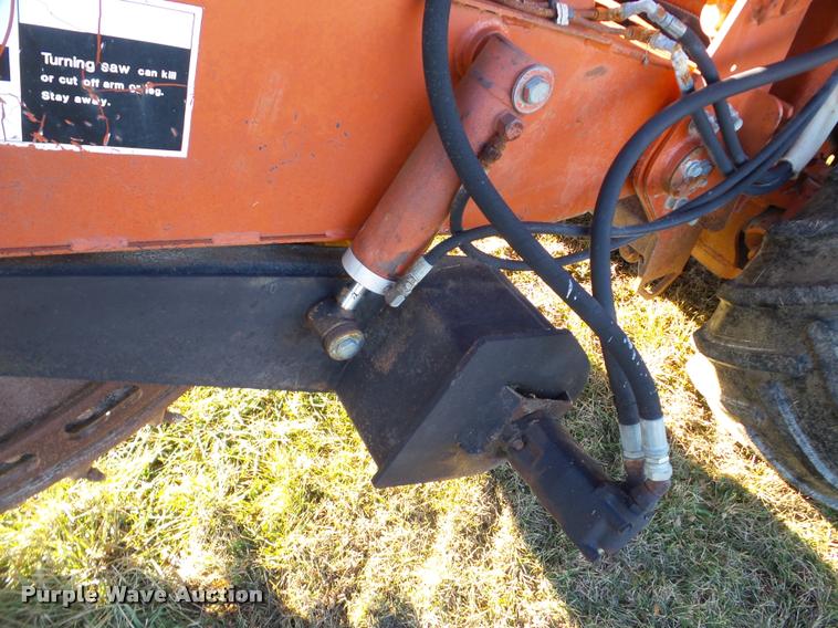image for item DB5420 1988 Ditch Witch 6510 rock saw