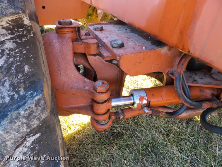 image for item DB5420 1988 Ditch Witch 6510 rock saw