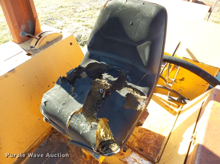 image for item DB5422 1990 Case 760 trencher