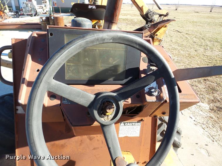 image for item DB5422 1990 Case 760 trencher