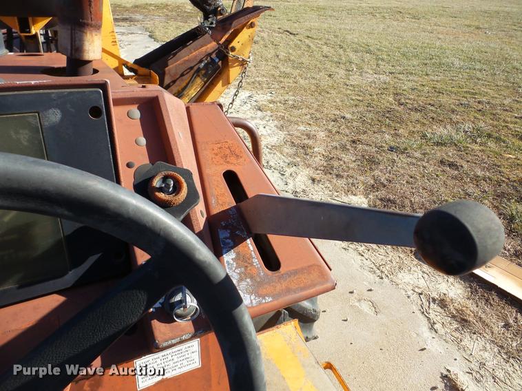 image for item DB5422 1990 Case 760 trencher