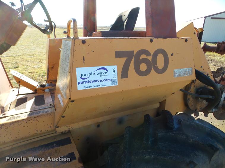image for item DB5422 1990 Case 760 trencher