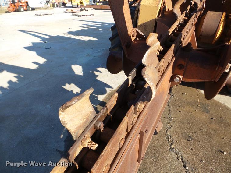 image for item DB5422 1990 Case 760 trencher