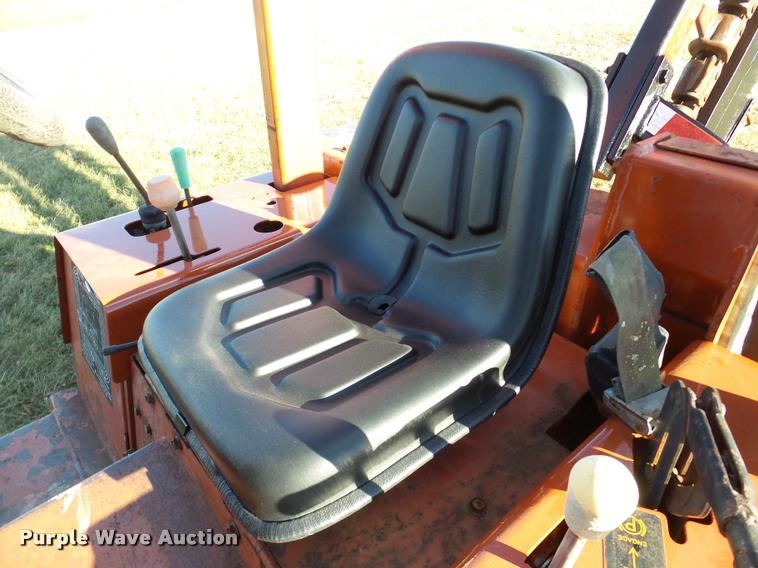 image for item DB5423 2001 Ditch Witch 3700DD trencher