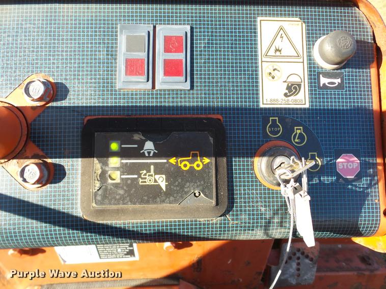 image for item DB5423 2001 Ditch Witch 3700DD trencher