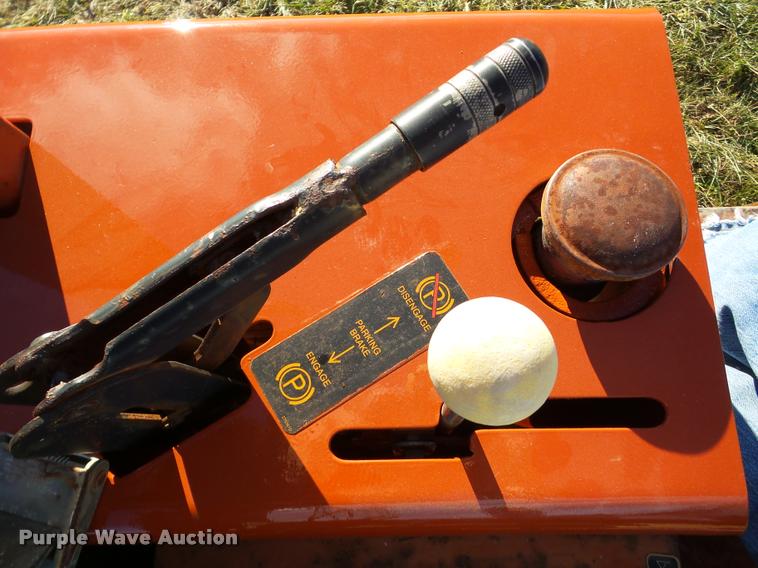 image for item DB5423 2001 Ditch Witch 3700DD trencher