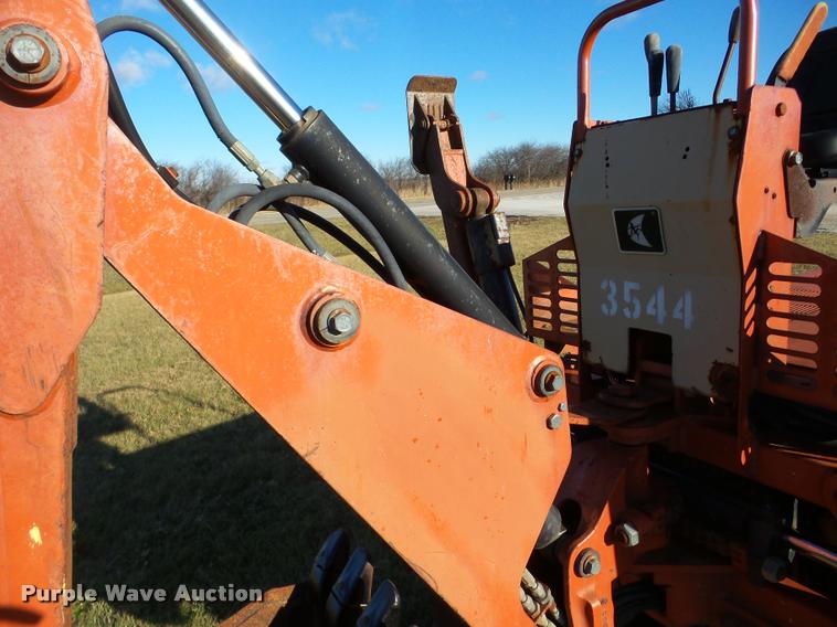 image for item DB5423 2001 Ditch Witch 3700DD trencher