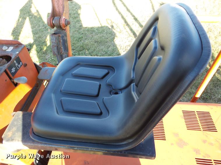 image for item DB5423 2001 Ditch Witch 3700DD trencher