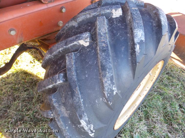 image for item DB5423 2001 Ditch Witch 3700DD trencher