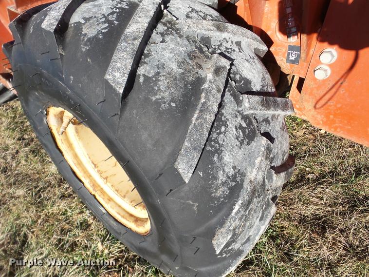 image for item DB5423 2001 Ditch Witch 3700DD trencher