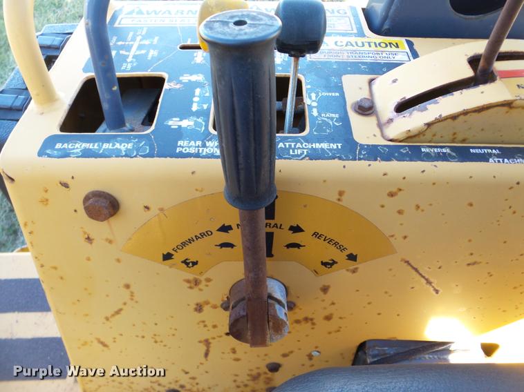 image for item DB5424 1999 Case 560 trencher