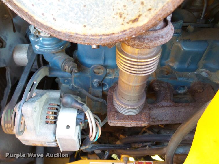 image for item DB5424 1999 Case 560 trencher