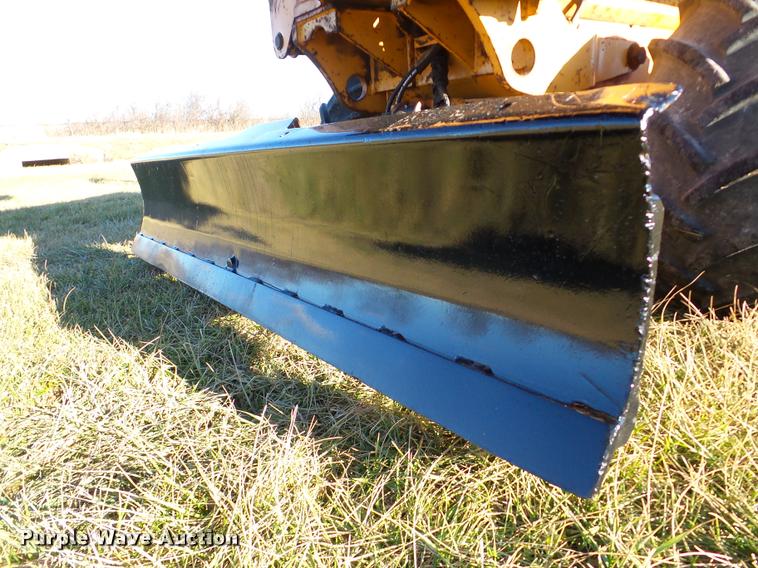 image for item DB5424 1999 Case 560 trencher