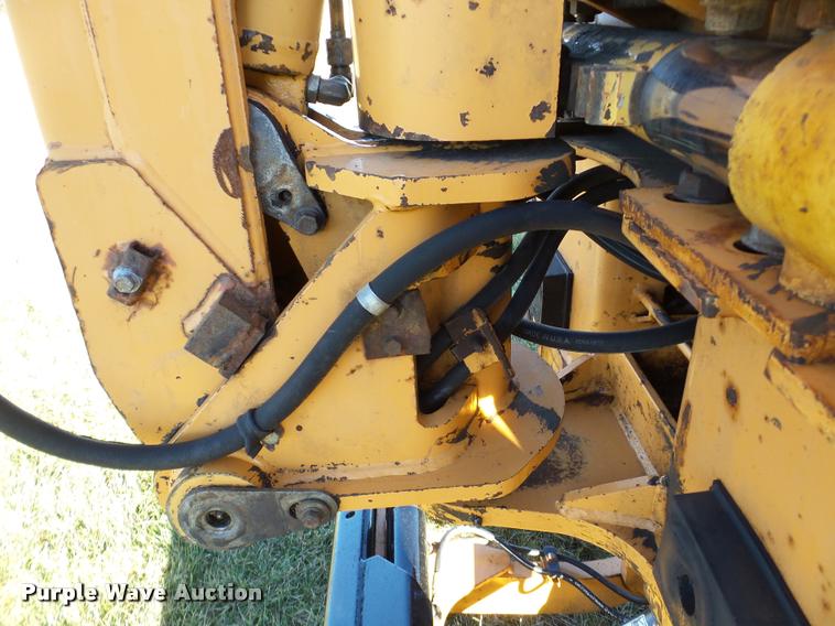 image for item DB5424 1999 Case 560 trencher