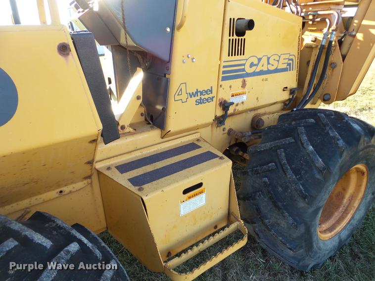 image for item DB5424 1999 Case 560 trencher