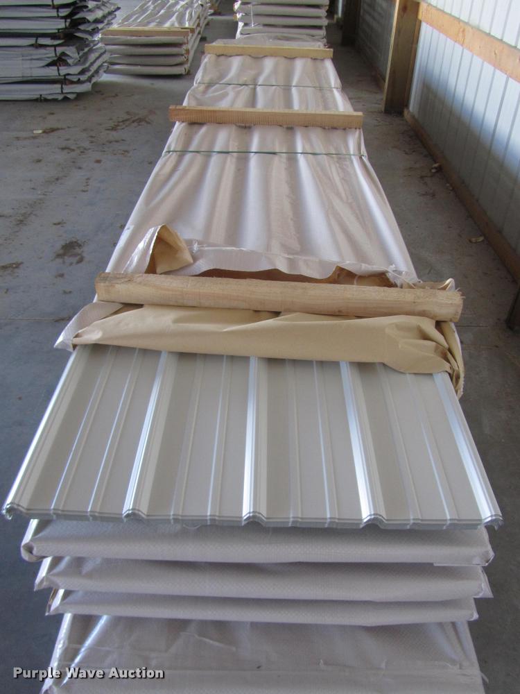 image for item F1575 (30) sheets of metal siding/roofing