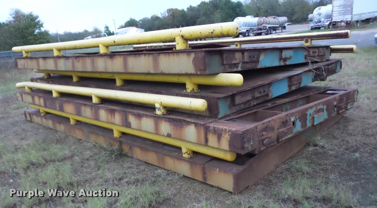 image for item F1954 Cardinal scale