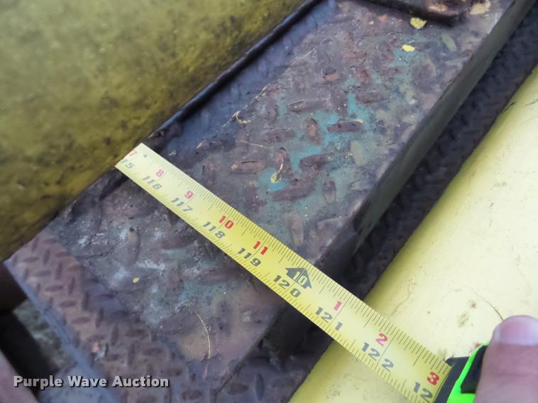 image for item F1954 Cardinal scale