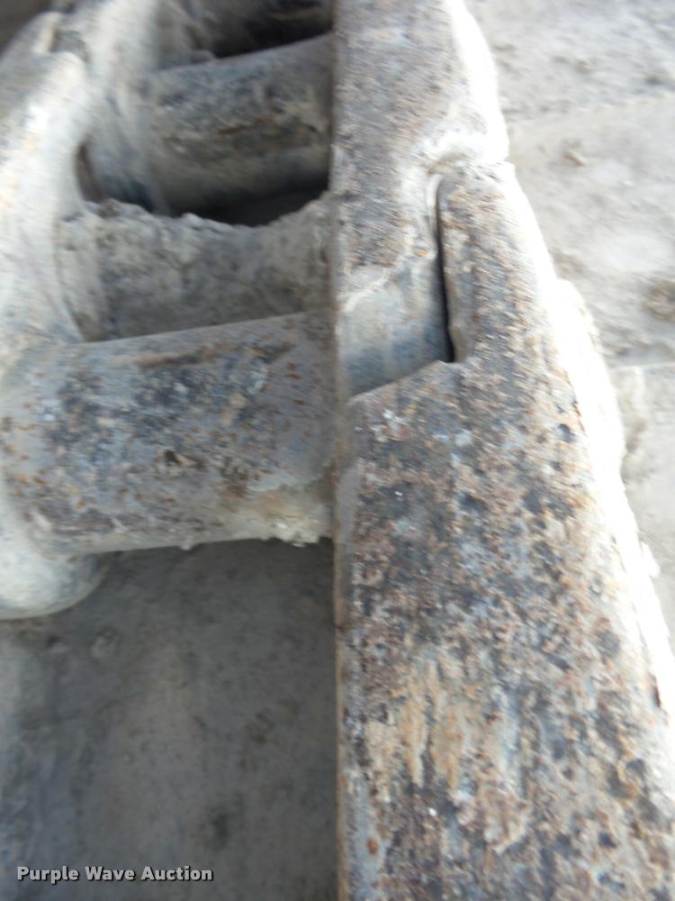 image for item J8668 1992 Caterpillar 235C excavator