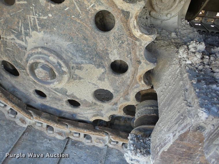 image for item J8668 1992 Caterpillar 235C excavator