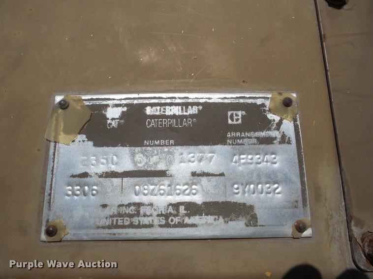 image for item J8668 1992 Caterpillar 235C excavator