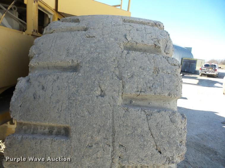 image for item J8669 1988 Kawasaki 110Z II wheel loader