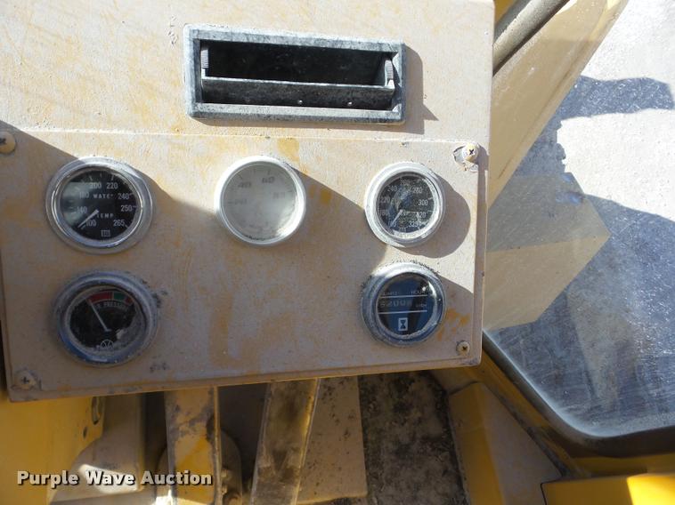 image for item J8669 1988 Kawasaki 110Z II wheel loader