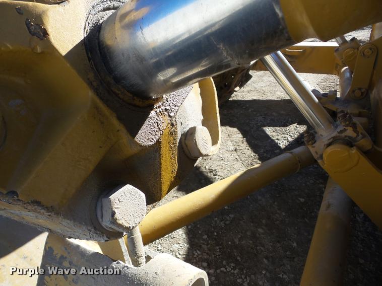 image for item J8670 1981 Caterpillar D8K dozer