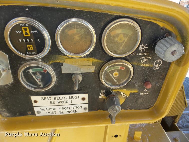 image for item J8670 1981 Caterpillar D8K dozer