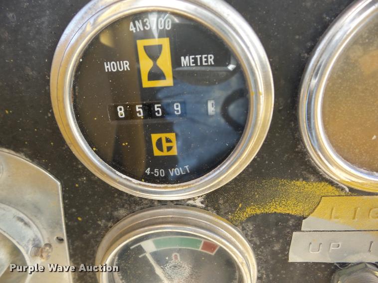 image for item J8670 1981 Caterpillar D8K dozer