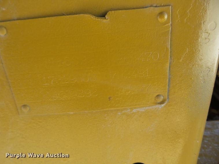 image for item J8670 1981 Caterpillar D8K dozer