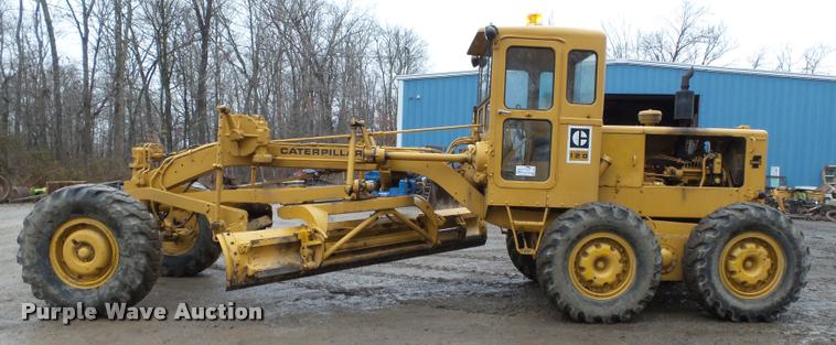image for item K3407 1970 Caterpillar 120 rigid frame motor grader