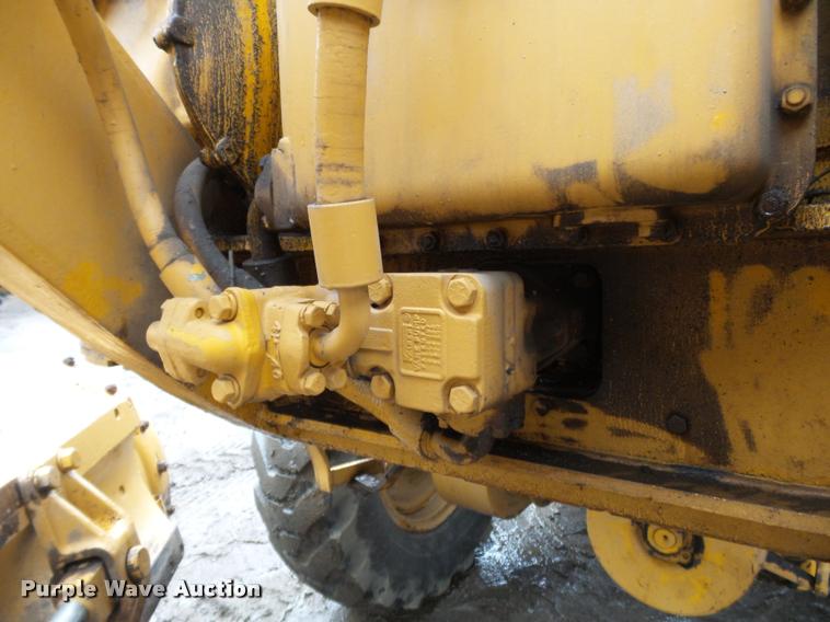 image for item K3407 1970 Caterpillar 120 rigid frame motor grader