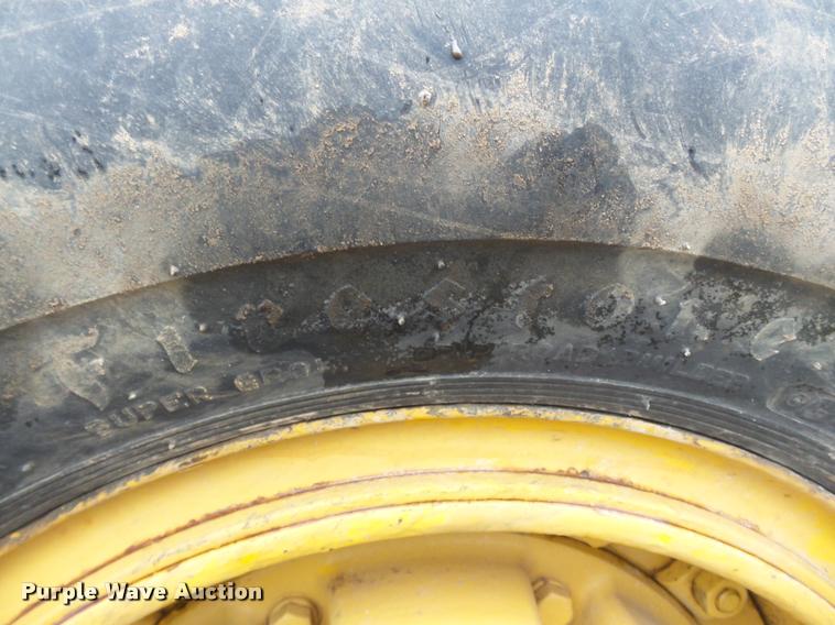 image for item K3407 1970 Caterpillar 120 rigid frame motor grader